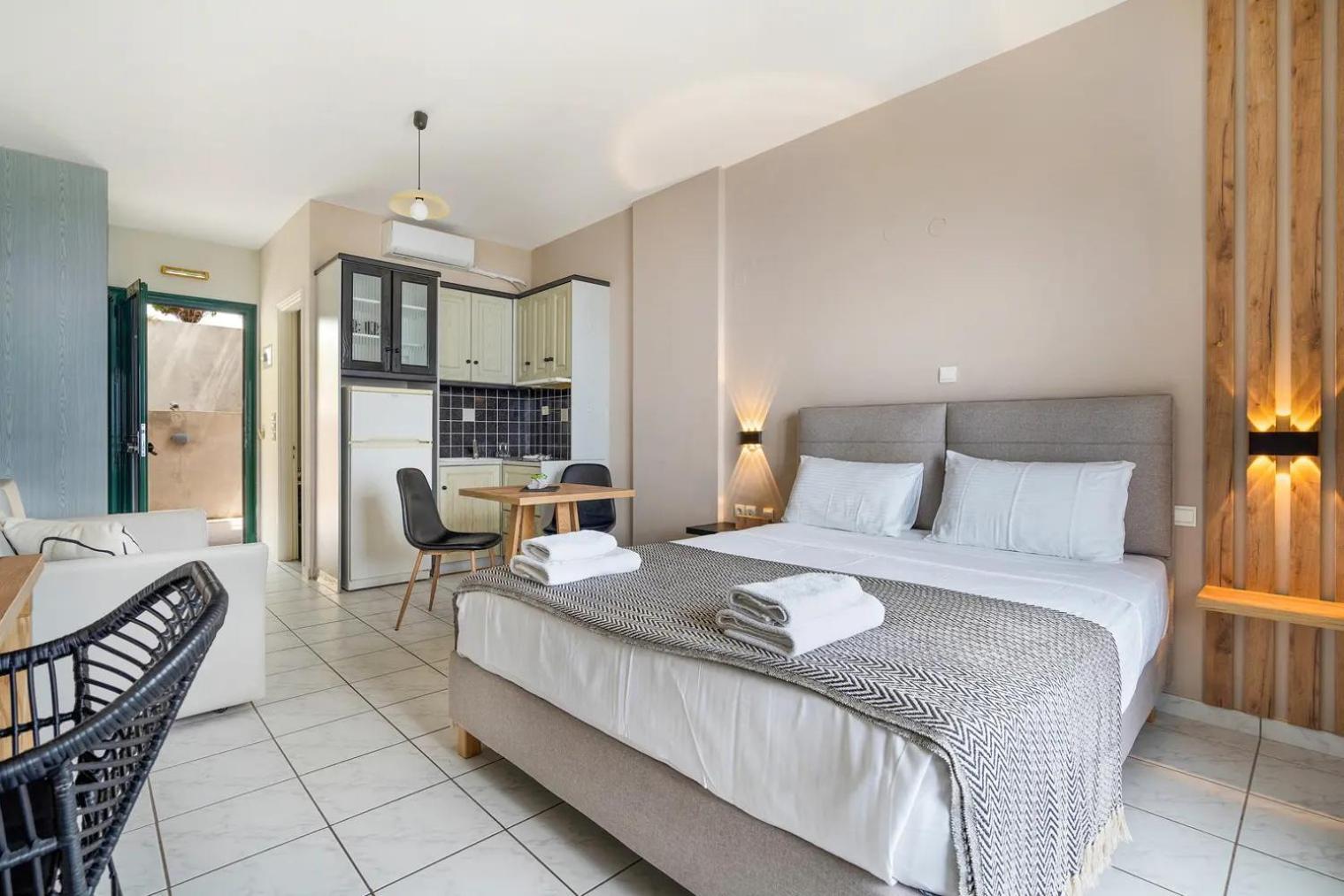 Sunset Premium Studio 7 Áyios Nikítas Eksteriør billede